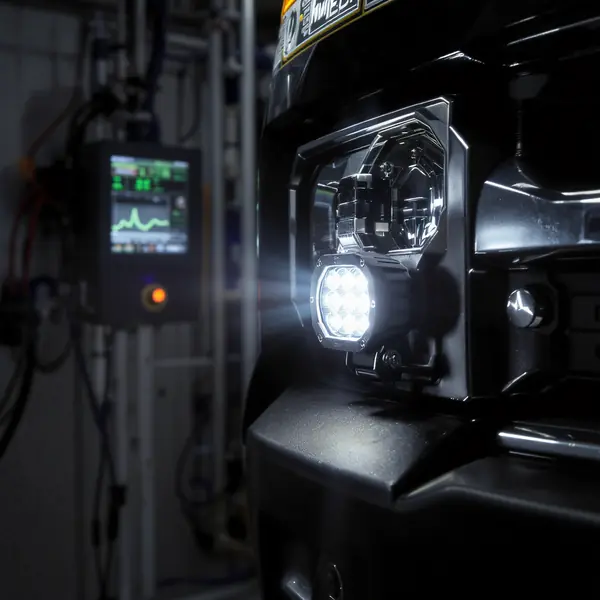 LED darbo žibintų atsparumas: G jėgų ir smūgių testai