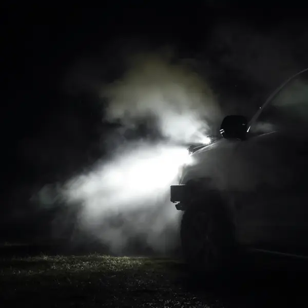 LED žibintų efektyvumas rūke: sklaidos koeficiento analizė