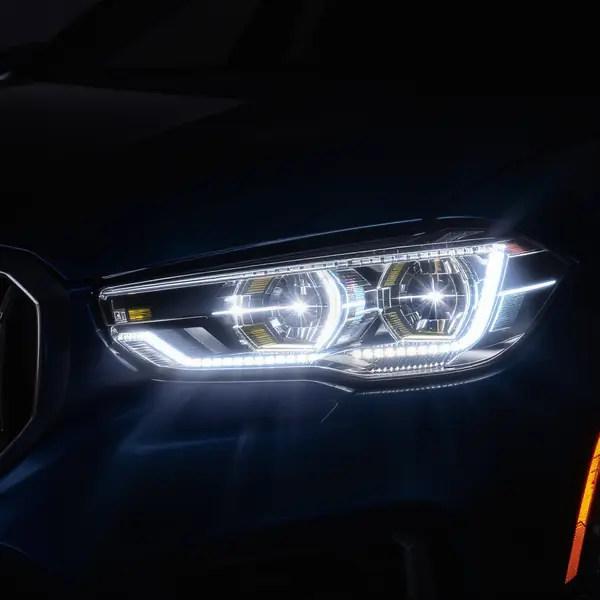 Matrix LED žibintai: Adaptyvi technologija automobilių saugumui
