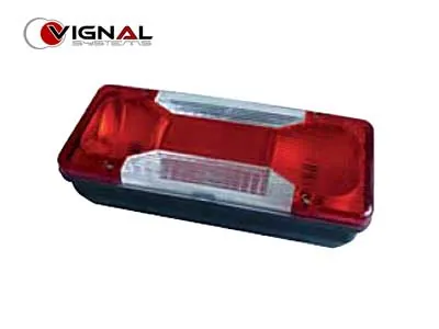 Iveco Daily Galinis Žibintas - Dešinės pusės 4-jų kamerų šviestuvas su atšvaitu (305x130x83mm)