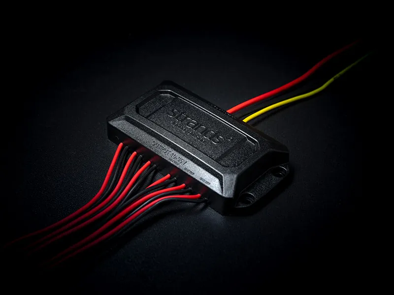 STRANDS CRUISE LIGHT STROBE CONTROLLER - Universalus 12 blyksnių valdiklis, 10-35V, vandeniui atsparus - Attēls 3