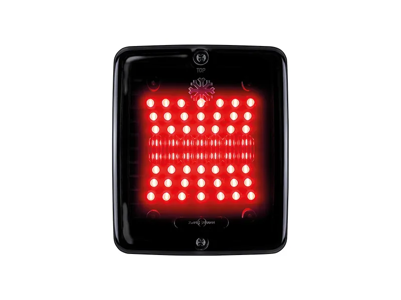 STRANDS DARK KNIGHT IZE LED SQUARE Raudona rūko galinio žibinto lempa, 24V, ECE R38 patvirtinta, atspari dulkėms ir vandeniui - Attēls 2